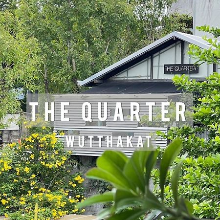 The Quarter Wutthakat Daire Bangkok Dış mekan fotoğraf