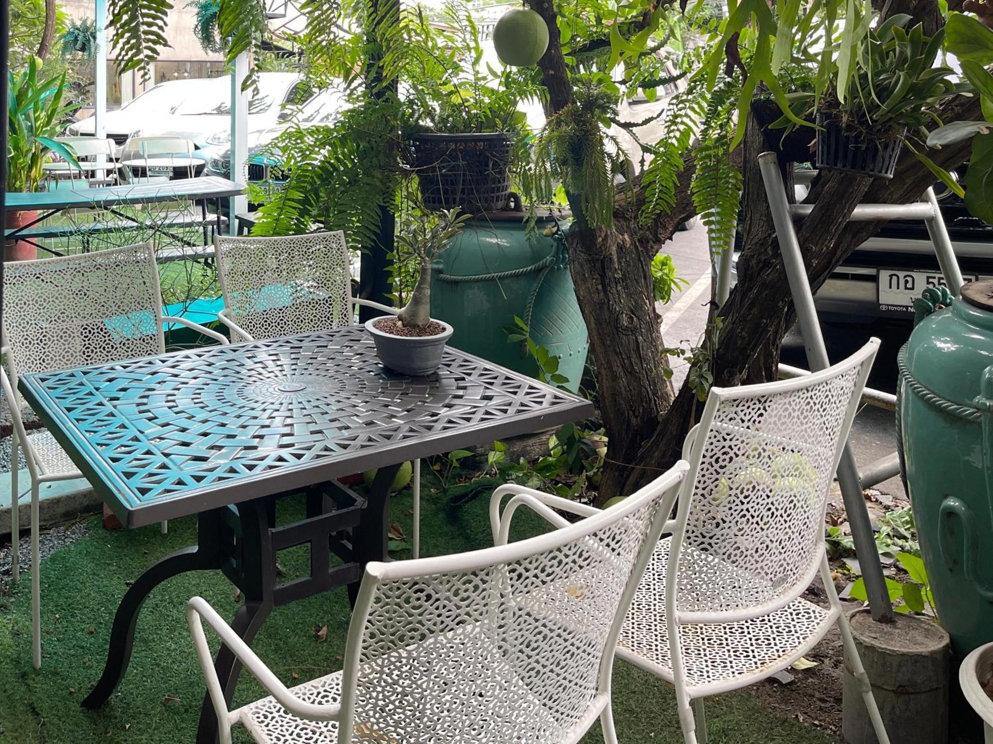 The Quarter Wutthakat Daire Bangkok Dış mekan fotoğraf