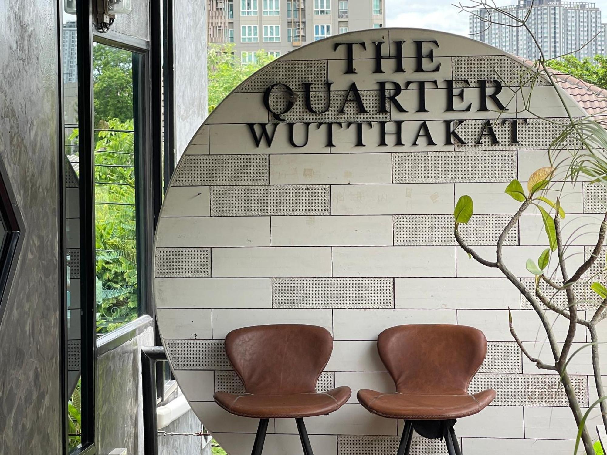 The Quarter Wutthakat Daire Bangkok Dış mekan fotoğraf